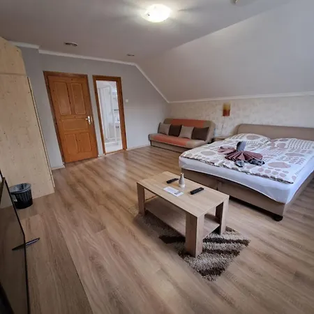Bed & Breakfast Berta Panzio 3*