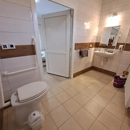 Berta Panzio 住宿加早餐酒店 3*