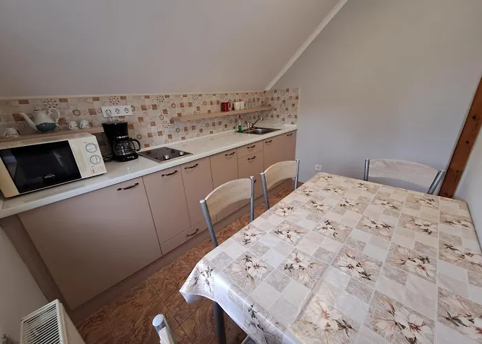 Berta Panzio 3*