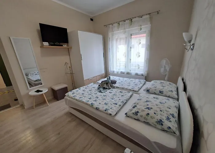 Berta Panzio 3* Hajdúszoboszló